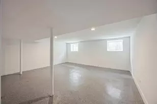 823 N La Grange Rd, La Grange Park, IL 60526 - Photo 14