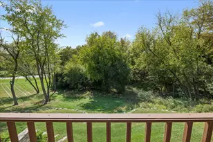 25146 N West Tower Dr, Tower Lakes, IL 60010 - Photo 22