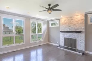 618 Pine St, Sugar Grove, IL 60554 - Photo 8