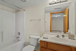 2422 Arnold Ave, Rockford, IL 61108 - Photo 24