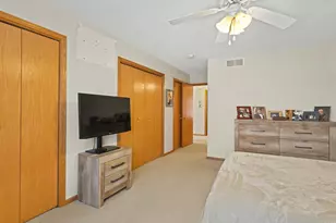 2422 Arnold Ave, Rockford, IL 61108 - Photo 14