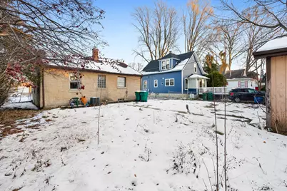 121 N May Street, Joliet, IL 60435 - Photo 18