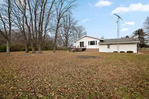 1745 E 4100N Rd, Buckingham, IL 60917 - Photo 24