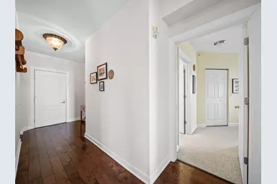 8400 Callie Avenue #314, Morton Grove, IL 60053 - Photo 6