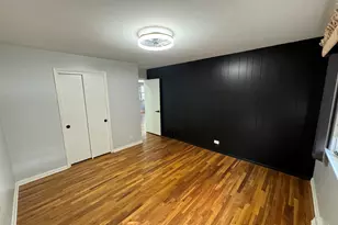 1136 Laurel Ln, Naperville, IL 60540 - Photo 8