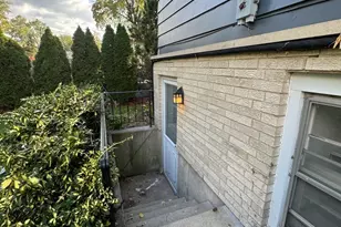 1136 Laurel Ln, Naperville, IL 60540 - Photo 16