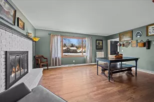 [Address not provided], Hinckley, IL 60520 - Photo 4