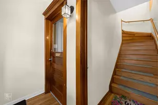 1847 W Touhy Ave, Chicago, IL 60626 - Photo 2