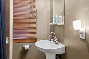 922 S Mill St, Pontiac, IL 61764 - Photo 18