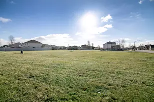 501 Spring Park Loop, Bourbonnais, IL 60914 - Photo 6