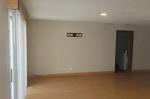 1305 Wakeby Ln, Schaumburg, IL 60193 - Photo 4