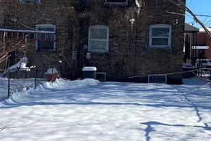 9924 S Hoxie Ave, Chicago, IL 60617 - Photo 2