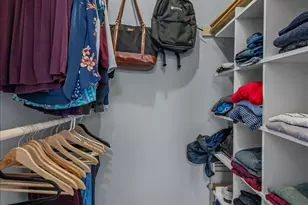 681 Windemere Ln, Lake Zurich, IL 60047 - Photo 24