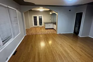 435 S Poplar Ave, Kankakee, IL 60901 - Photo 12