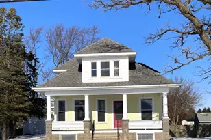 440 E Railroad Ave, Leland, IL 60531 - Photo 1