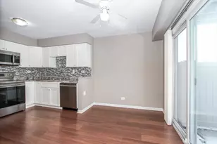 720 Huntly Ct, Schaumburg, IL 60194 - Photo 6