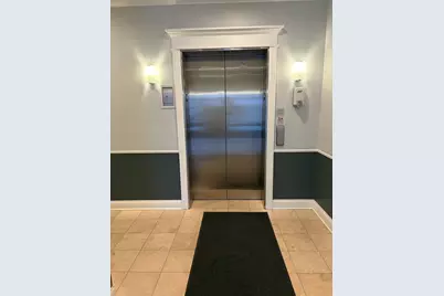 2811 N Bell Avenue #107, Chicago, IL 60618 - Photo 4