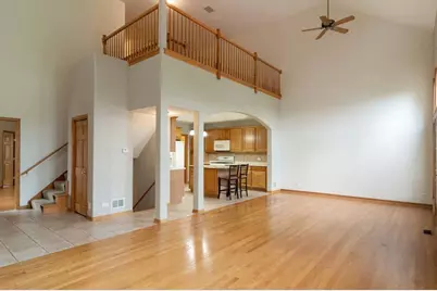 922 W Chesterfield Court, Palatine, IL 60067 - Photo 6