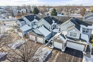 1413 Cottonwood Trail, Yorkville, IL 60560 - Photo 2