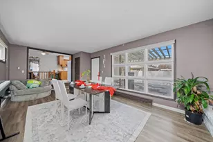 806 Adrian St, Yorkville, IL 60560 - Photo 16