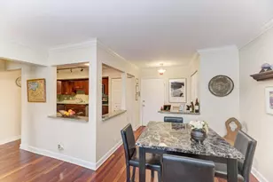 2234 S Goebbert Rd, Arlington Heights, IL 60005 - Photo 6