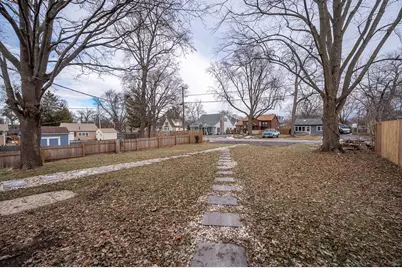 42425 N Park Lane E, Antioch, IL 60002 - Photo 16