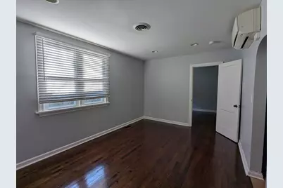 317 E Park Avenue #A, Libertyville, IL 60048 - Photo 2