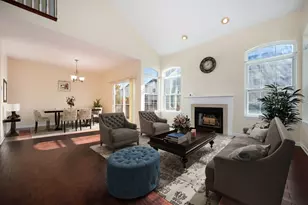 13296 W Heiden Cir, Lake Bluff, IL 60044 - Photo 2