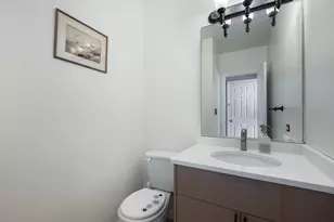 13296 W Heiden Cir, Lake Bluff, IL 60044 - Photo 10