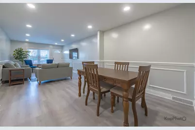 6259 W Peterson Avenue #1R, Chicago, IL 60646 - Photo 10