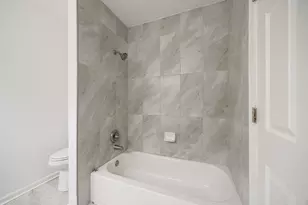 [Address not provided], Schaumburg, IL 60194 - Photo 16