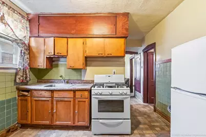 8119 S South Shore Drive, Chicago, IL 60617 - Photo 6