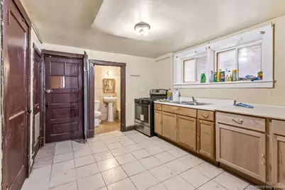 8119 S South Shore Drive, Chicago, IL 60617 - Photo 20