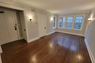 1624 Washington St, Evanston, IL 60202 - Photo 2