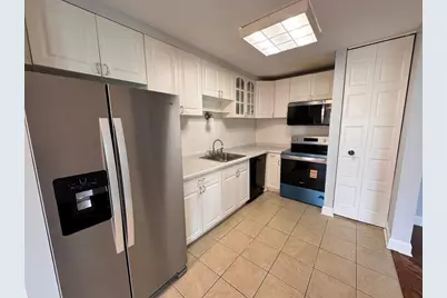 2 Villa Verde Drive #120, Buffalo Grove, IL 60089 - Photo 12