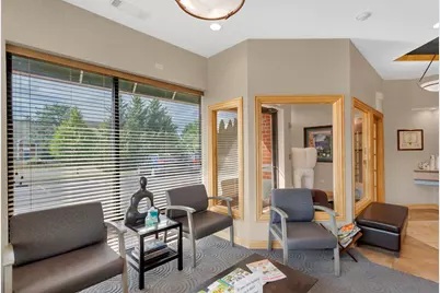 1500 Carlemont Drive #F, Crystal Lake, IL 60014 - Photo 4