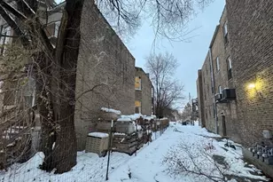 1806 S Homan Ave, Chicago, IL 60623 - Photo 4