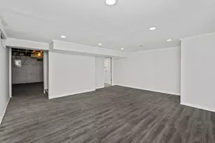 2521 E 98th St, Chicago, IL 60617 - Photo 22