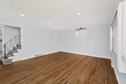 2521 E 98th Street, Chicago, IL 60617 - Photo 8