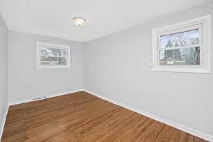 2521 E 98th St, Chicago, IL 60617 - Photo 16