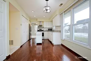 467 Highland Grove Dr, Buffalo Grove, IL 60089 - Photo 6