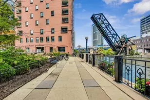 701 S Wells St, Chicago, IL 60607 - Photo 38