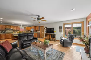 429 W Kenilworth Ave, Palatine, IL 60067 - Photo 6