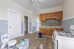 758 W 71st St, Chicago, IL 60621 - Photo 10