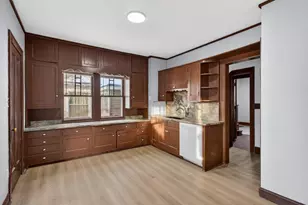 324 Paris Ave, Rockford, IL 61107 - Photo 10