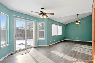 28501 Wagon Trail Ct, Lakemoor, IL 60051 - Photo 14