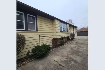2125 S 3rd Avenue, Maywood, IL 60153 - Photo 2