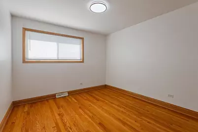 7910 Churchill Street, Morton Grove, IL 60053 - Photo 26