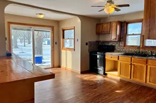 221 W 7th St, Tilton, IL 61833 - Photo 12