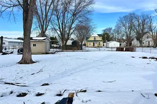 221 W 7th St, Tilton, IL 61833 - Photo 26